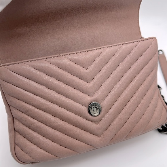 ‼️SOLD‼️Saint Laurent Classic College Bag Matelasse Chevron Leather Medium - Picture 13 of 17